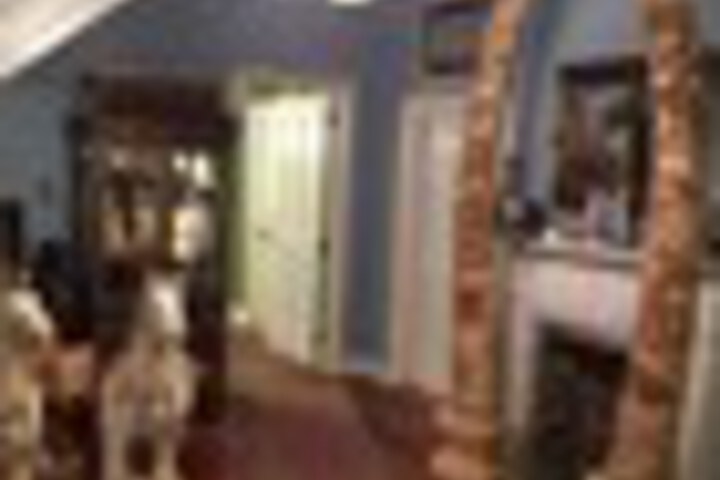Hotel 5 of 123