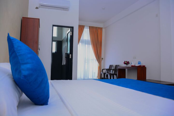 Room 14 of 81