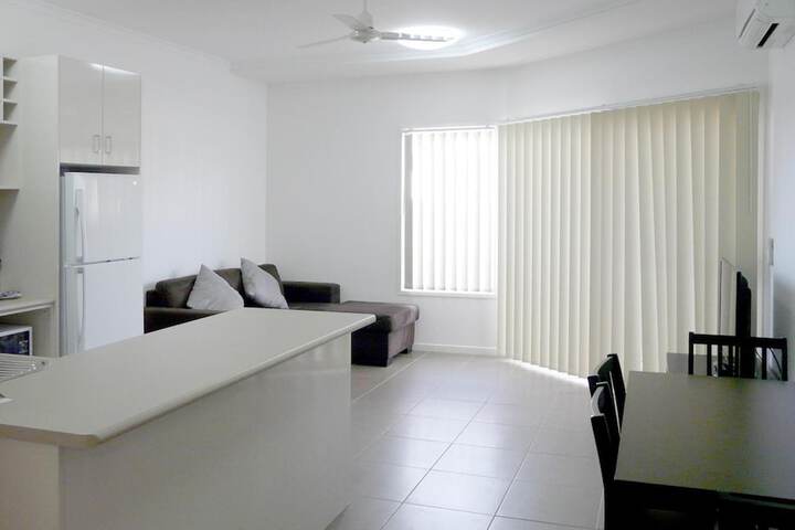Room 10 of 26