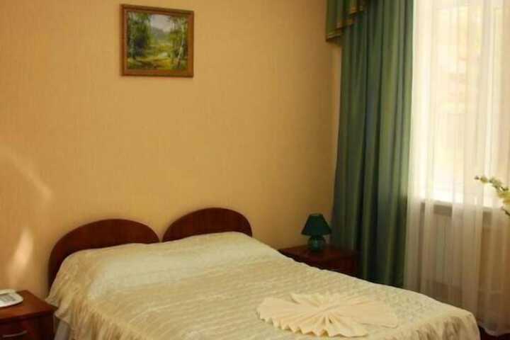 Room 12 of 21