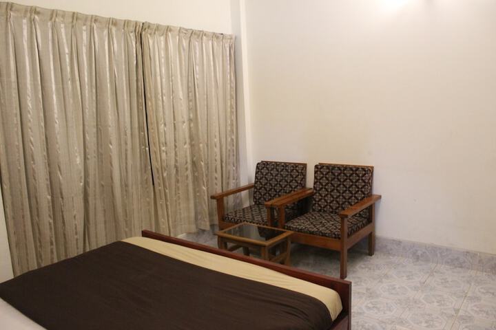 Room 8 of 67