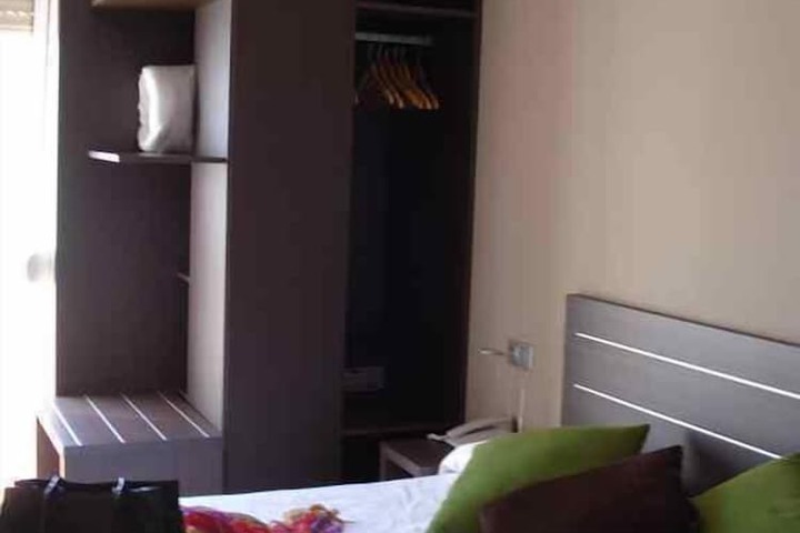 Room 25 of 62