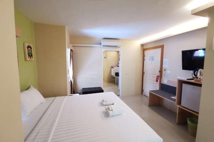 Room 25 of 78