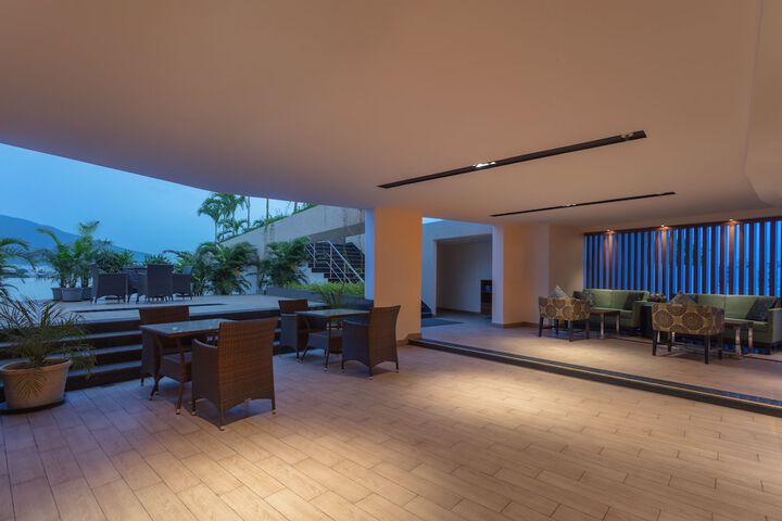 Terrace/Patio 76 of 81