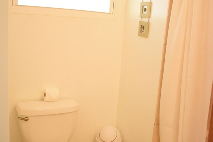 Room 44 of 74