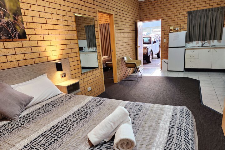 Room 22 of 64