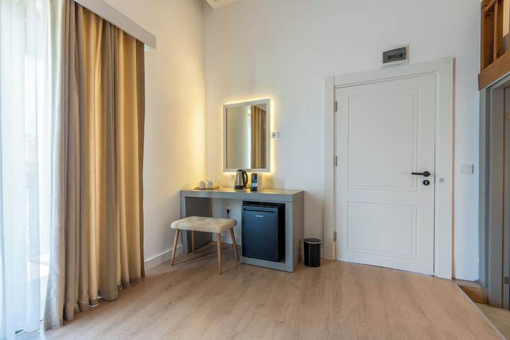 Room 36 of 130