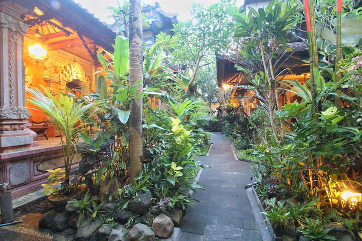 Hotel Exterior 48 of 49