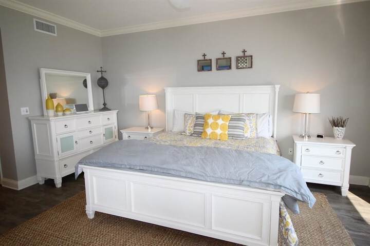 Room 6 of 47
