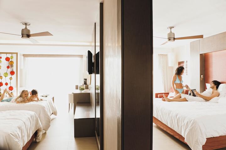 Room 35 of 161