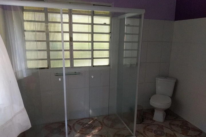Room 8 of 28