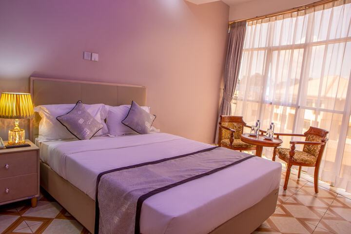 Room 14 of 23