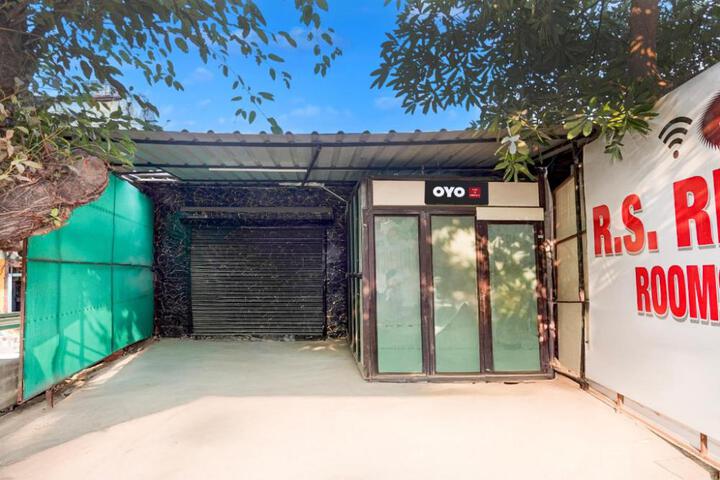 Hotel O RS RESIDENCY