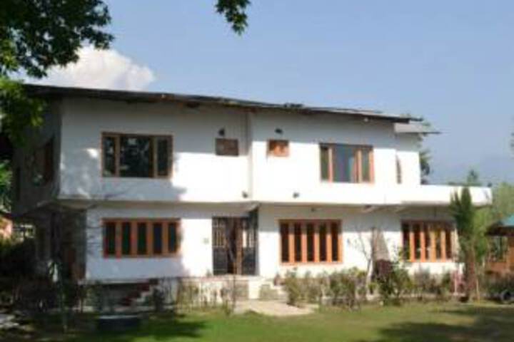 CHINAR BAY