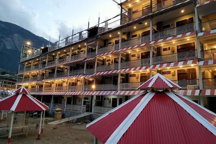 Hotel 6 of 8