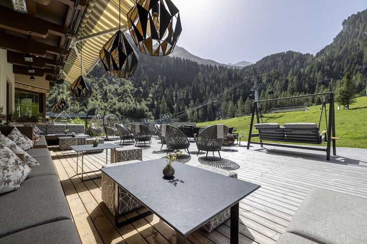 Sundeck 88 of 90