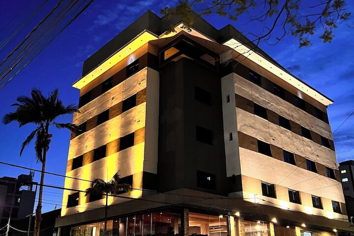 Hotel Grand Lago
