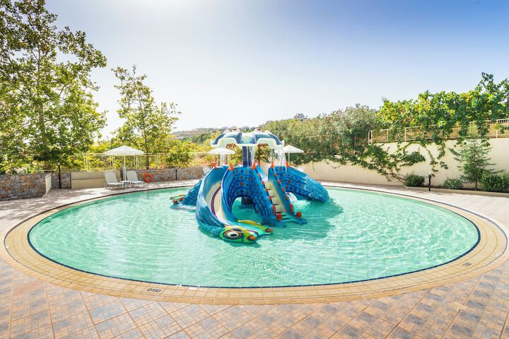 Pool 52 of 65