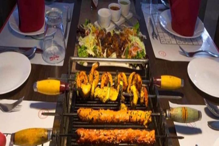 Dining Photos