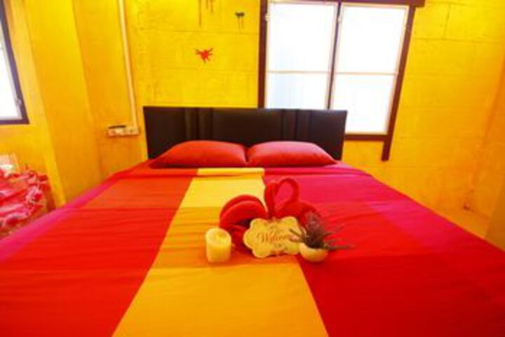 Room 7 of 15