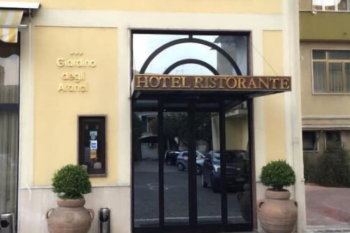 Hotel 14 of 15