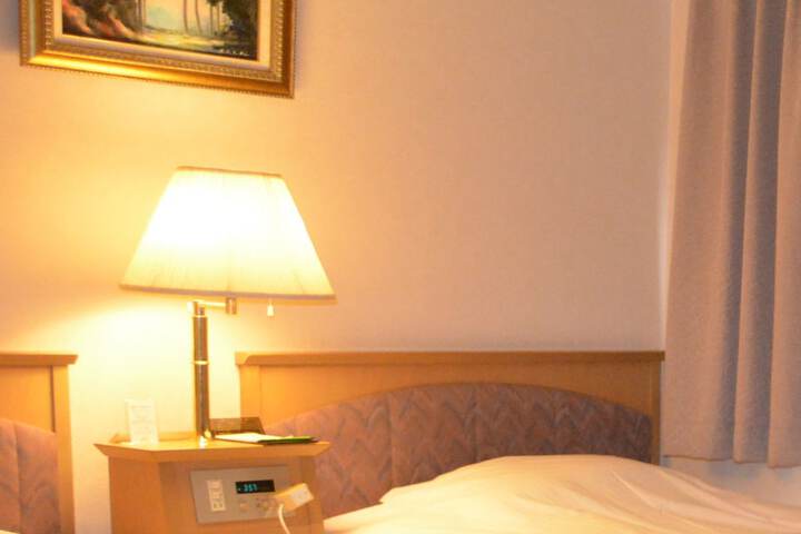 Room 10 of 56