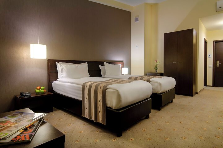 Room 16 of 67