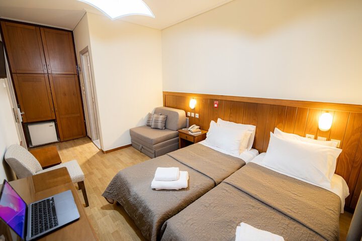 Room 35 of 75