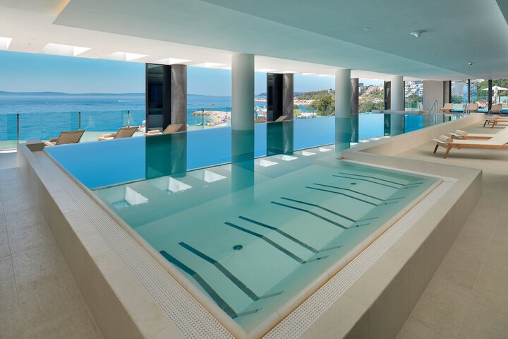 Pool 51 of 106