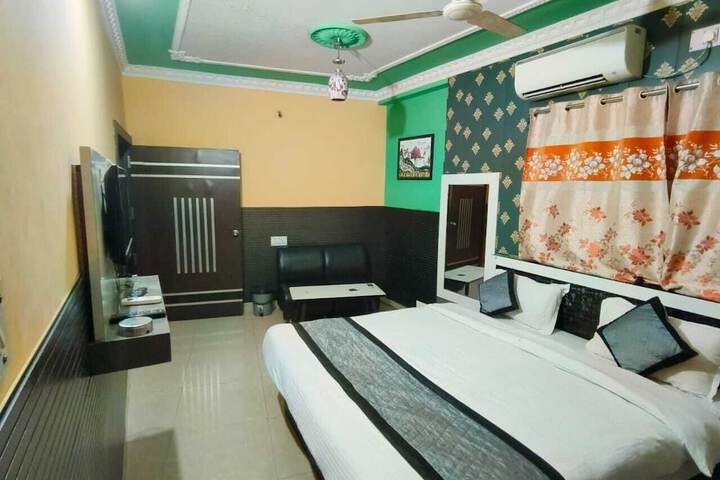 Room 7 of 20