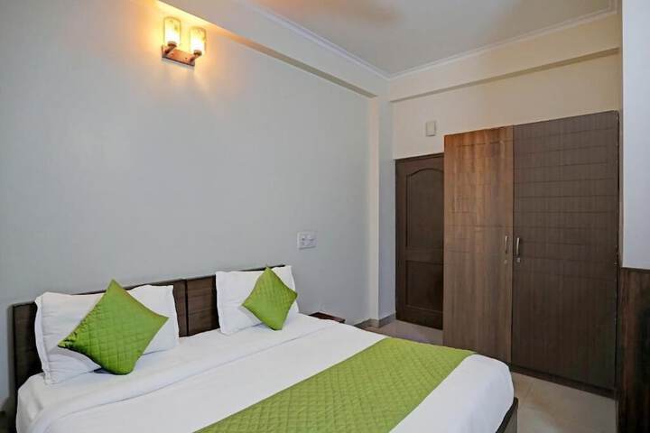 Room 18 of 29