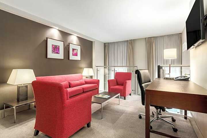 Suite Photo