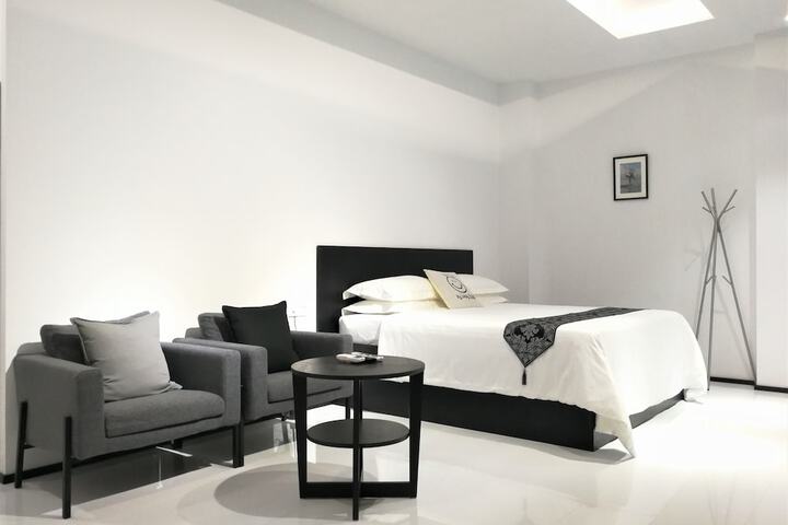 Room 15 of 69