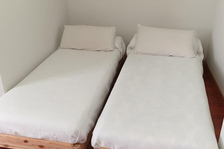 Room 14 of 34