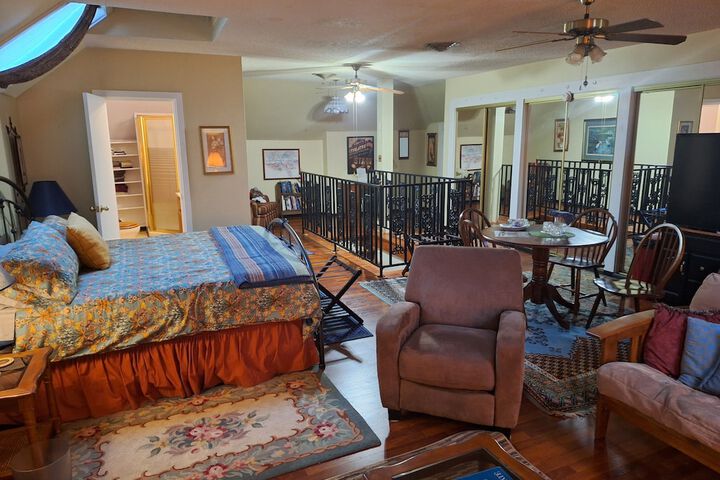 Room 14 of 21