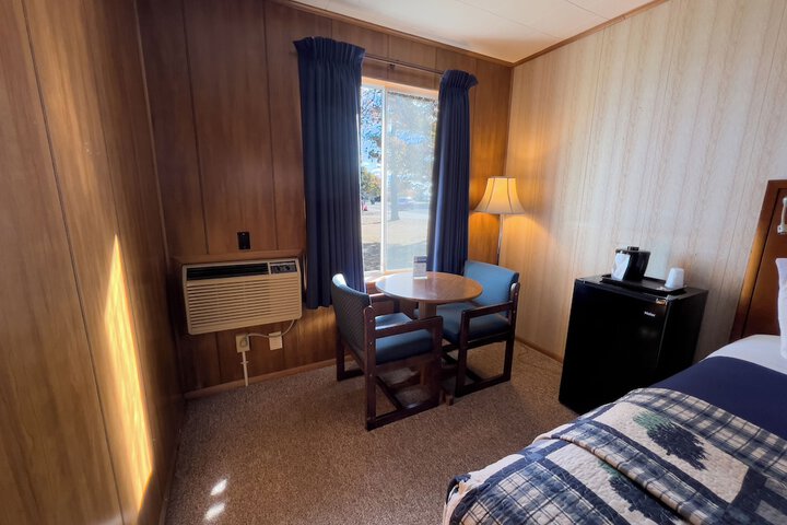 Room 20 of 54