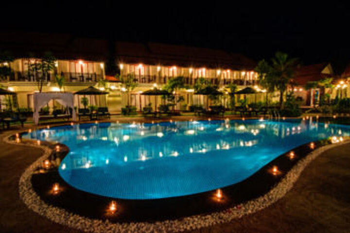Pool 42 of 52