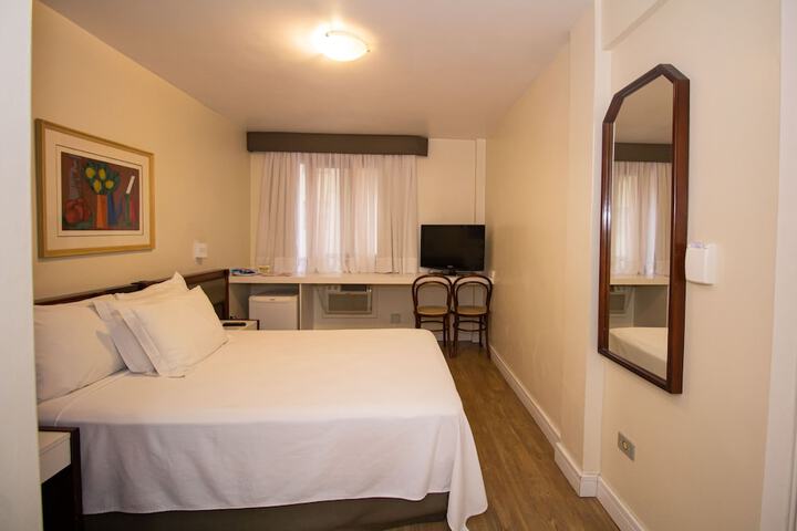 Room 21 of 110