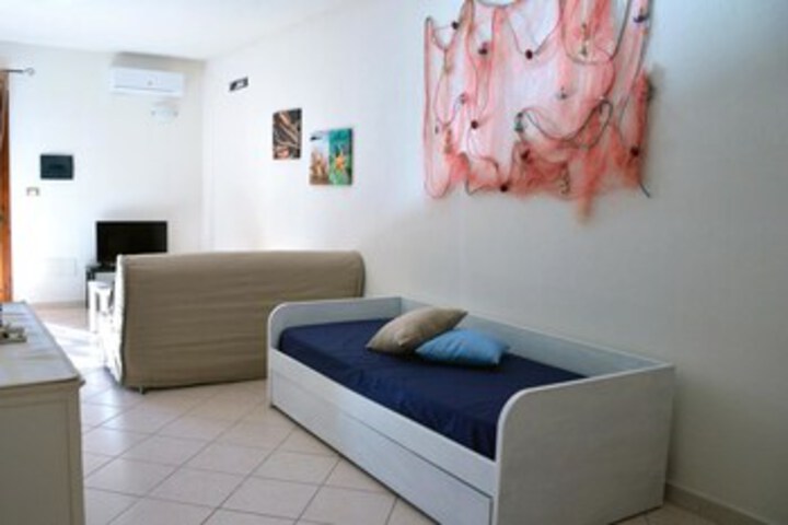 Room 8 of 53