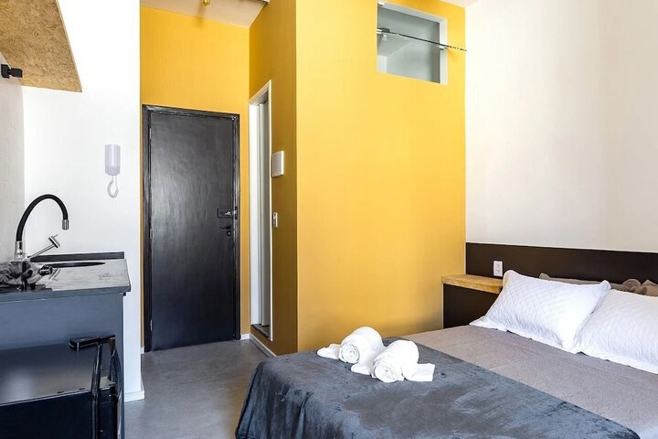 Room 12 of 64