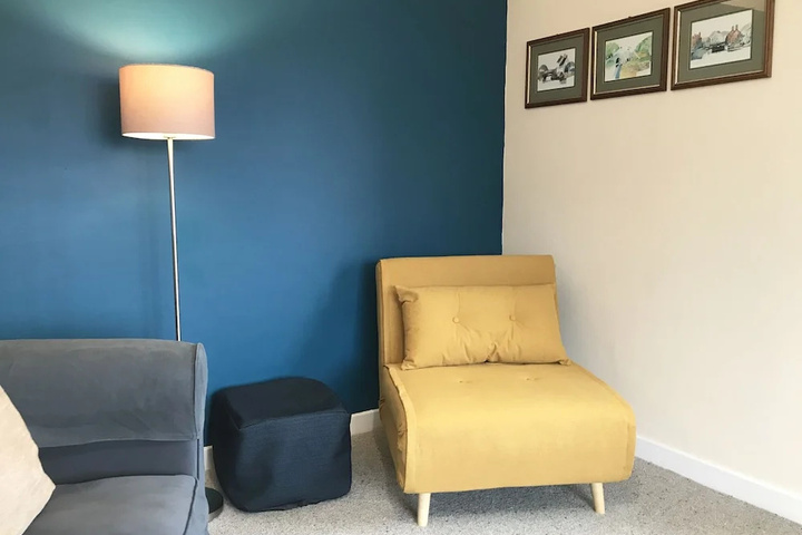 Room 2 of 17