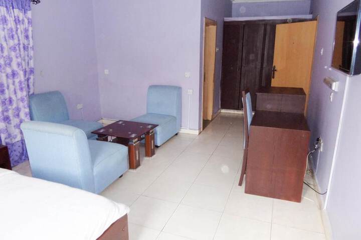 Room 15 of 50