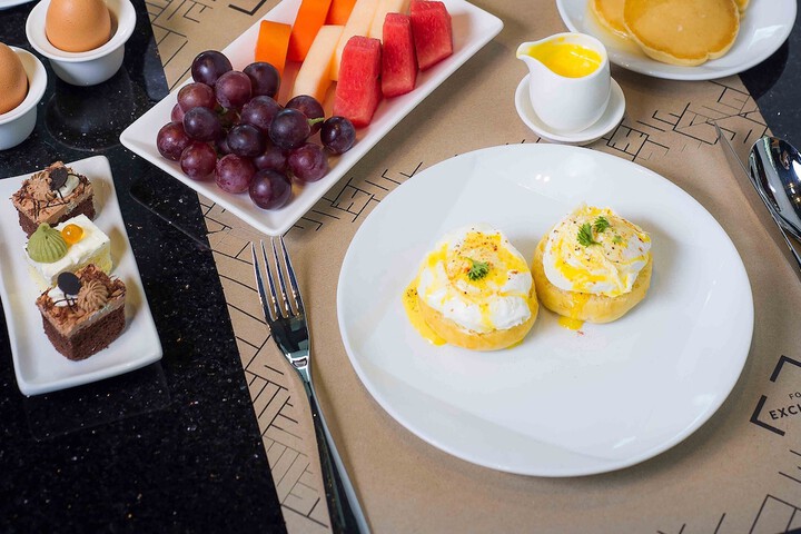 Breakfast meal