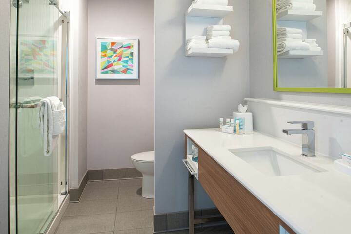 Bathroom shower