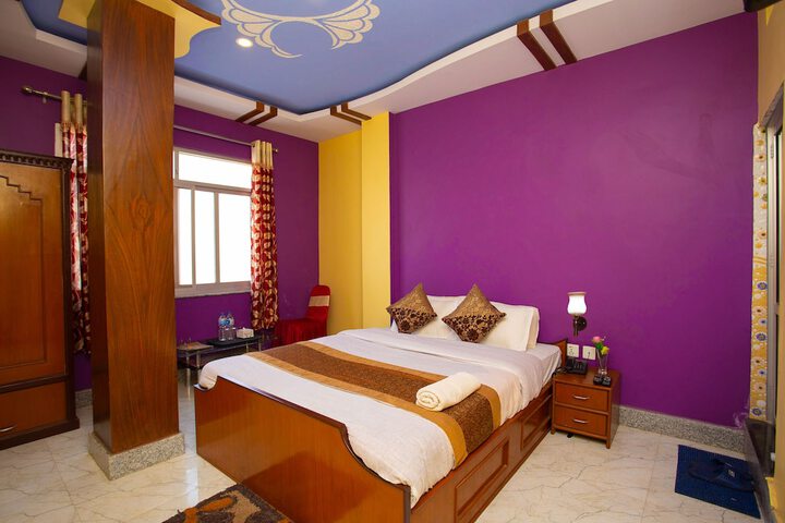 Room 15 of 26