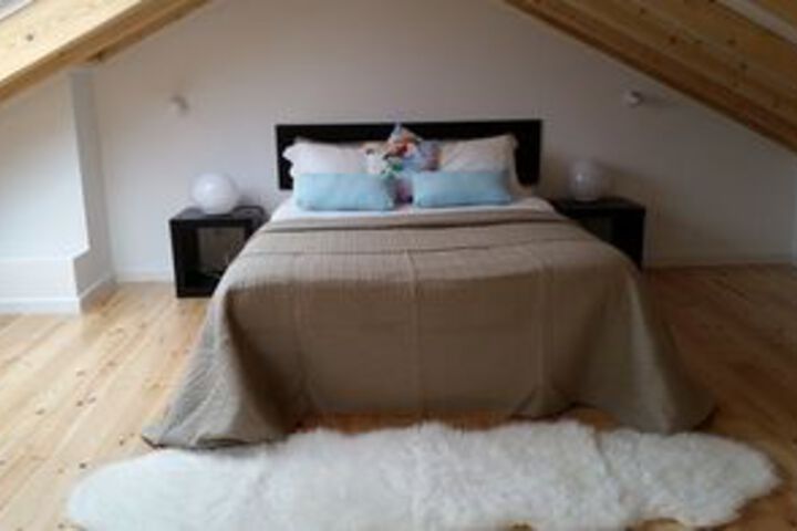 Room 44 of 99