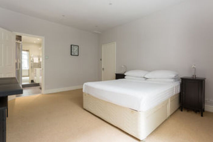 Room 55 of 119
