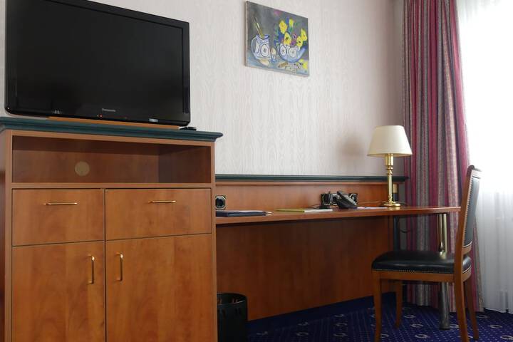 Room 55 of 72