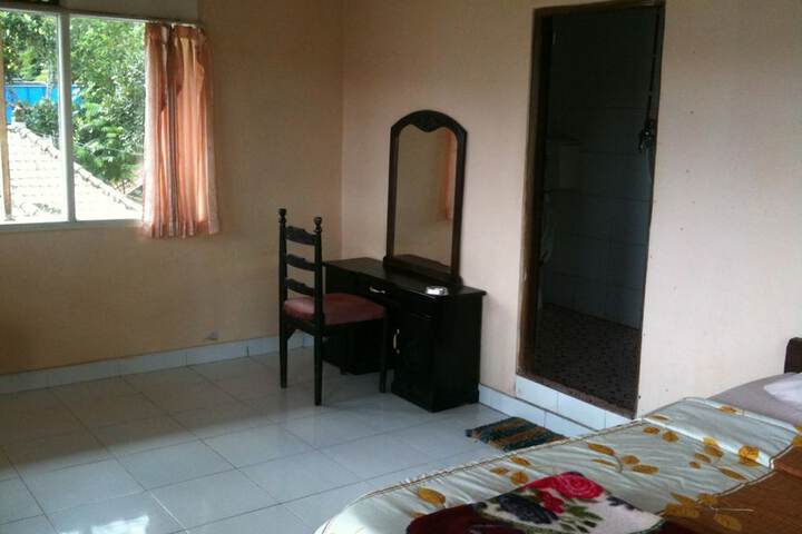 Room 30 of 54