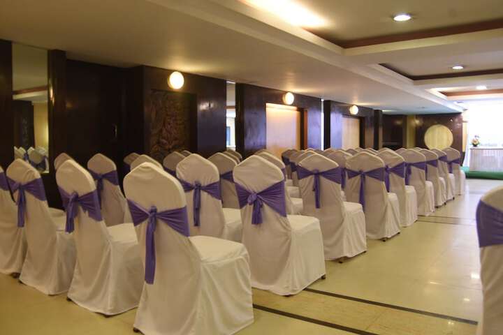 Ballroom/Hall 42 of 57